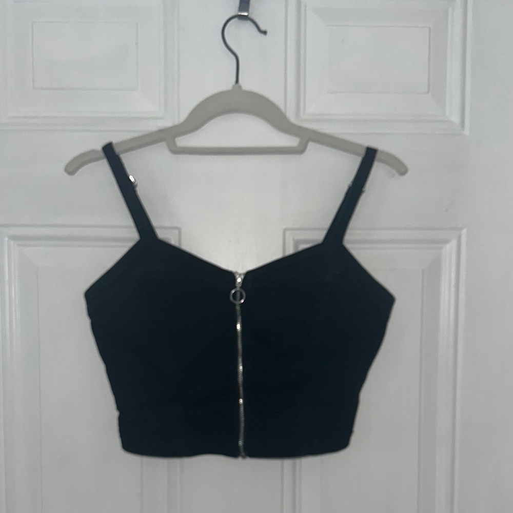 GUESS Elegant Black Smocked Blouse🌸🌺🌼